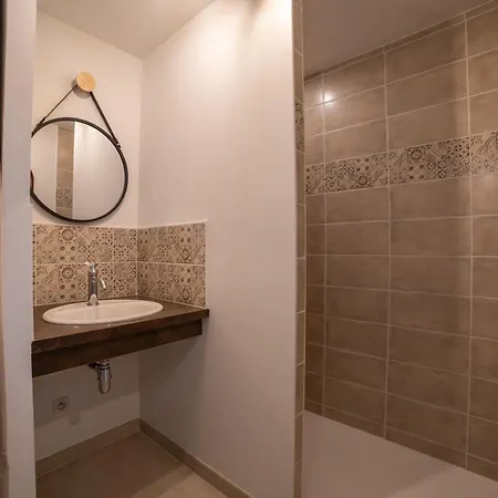 Moulin De Gaubourg Bed & Breakfast 2*